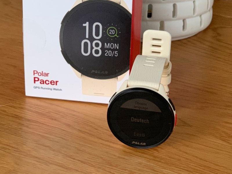 Polar Pacer Cloud White